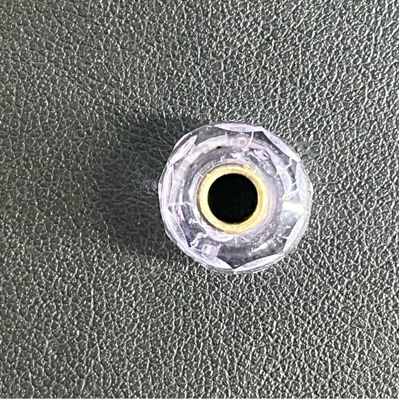 Trollbeads Retired Lavender Prism - Picture 7 of 7